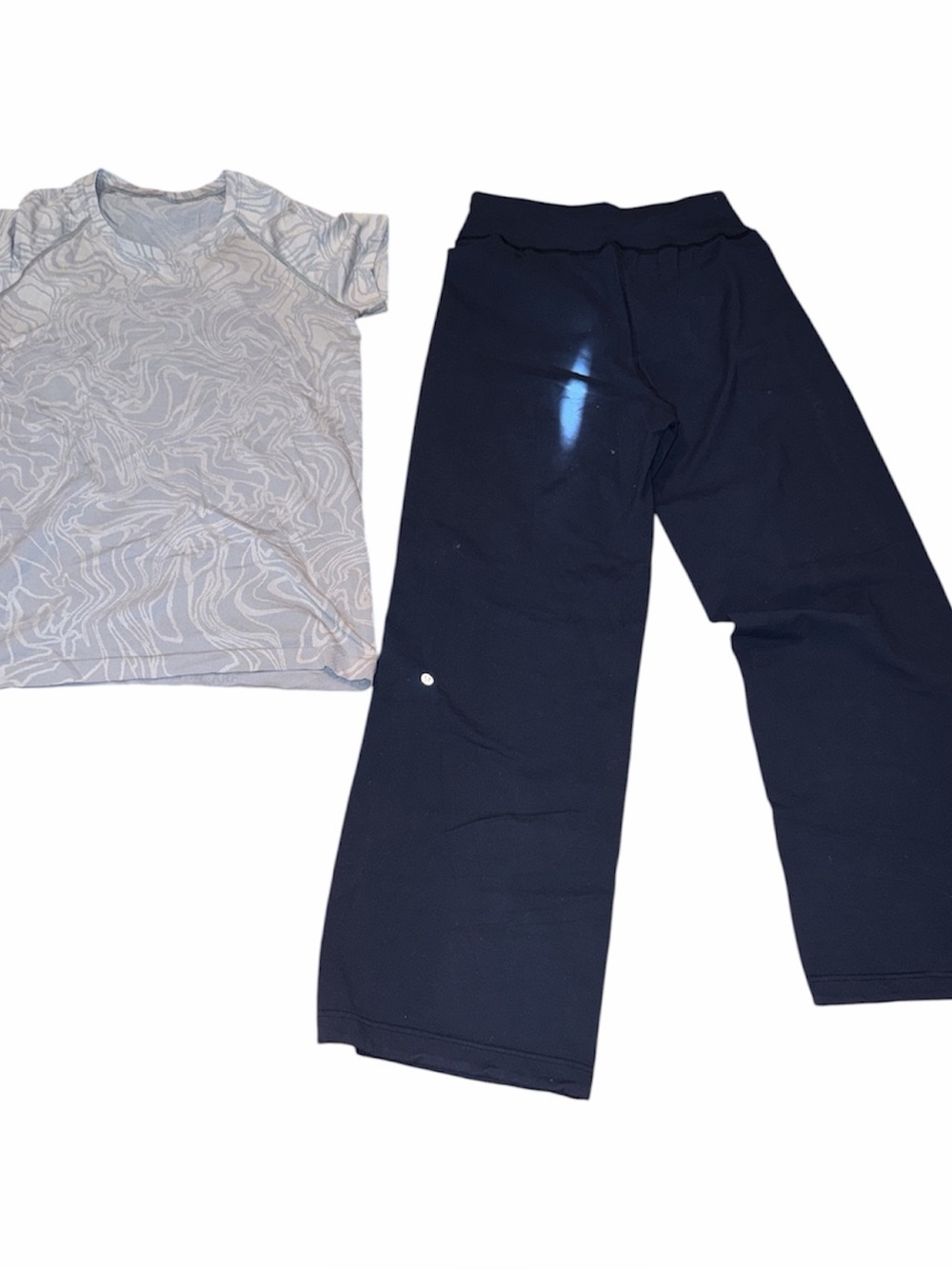 lululemon athletica Light Blue and Navy Leggings Stack - Picture 2 of 4